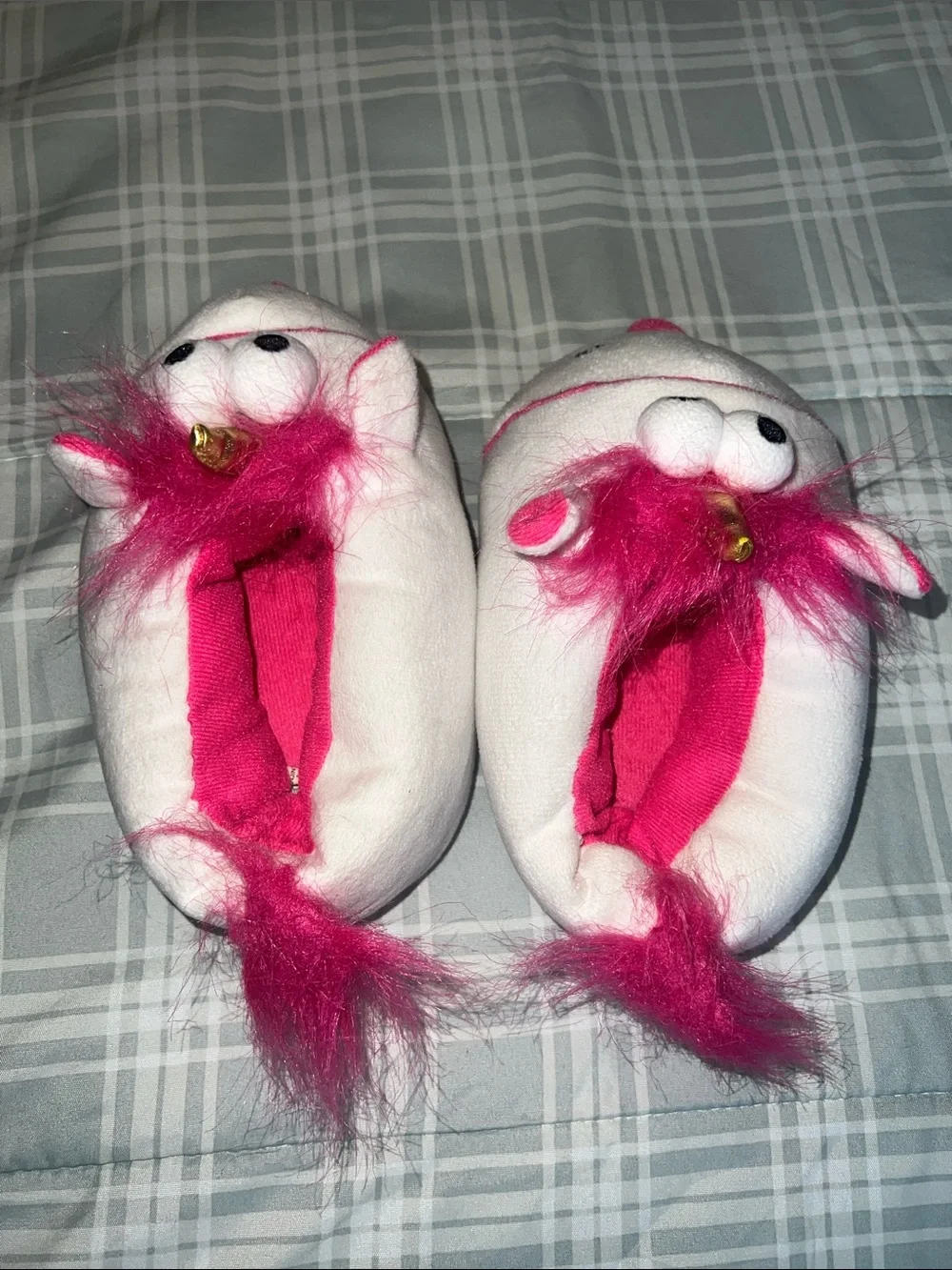 N/A unicorn slippers